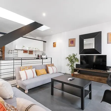 Lovelyloft Castillo *